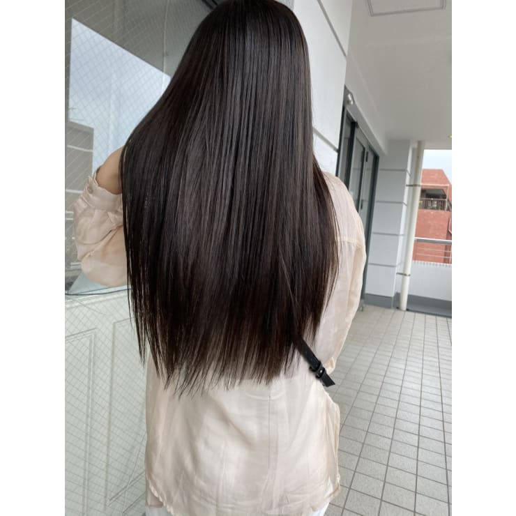 Chester グレージュ ストレートパーマ 縮毛矯正 Chester チェスター のヘアスタイル 美容院 美容室を予約するなら楽天ビューティ