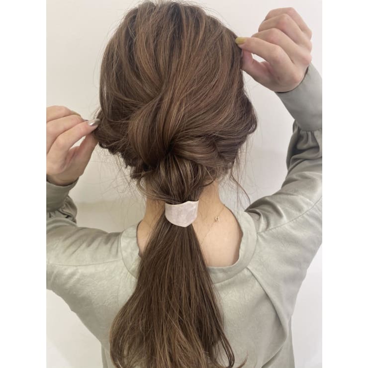 オフィスナチュラルヘアアレンジ Marju銀座 マージュギンザ のヘアスタイル 美容院 美容室を予約するなら楽天ビューティ