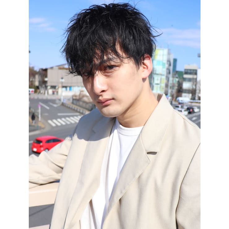 メンズナチュラルショートスパイラルパーマ マッシュ 韓国 Guzzle 原宿店 ガズル のヘアスタイル 美容院 美容室を予約するなら楽天ビューティ