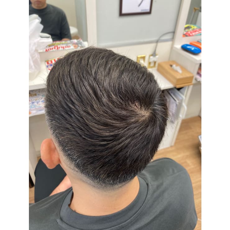 クロップスタイル Coiffure コワフュール のヘアスタイル 美容院 美容室を予約するなら楽天ビューティ