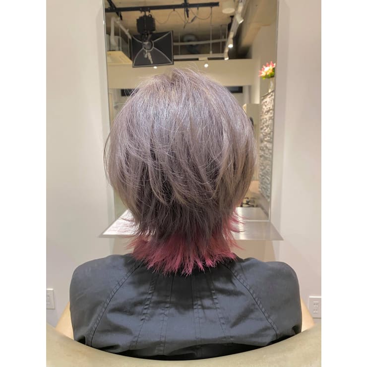 ウルフカット デザインカラー の個性的なオシャレスタイル Hair Make Opsis オプシス のヘアスタイル 美容院 美容室を予約するなら楽天ビューティ