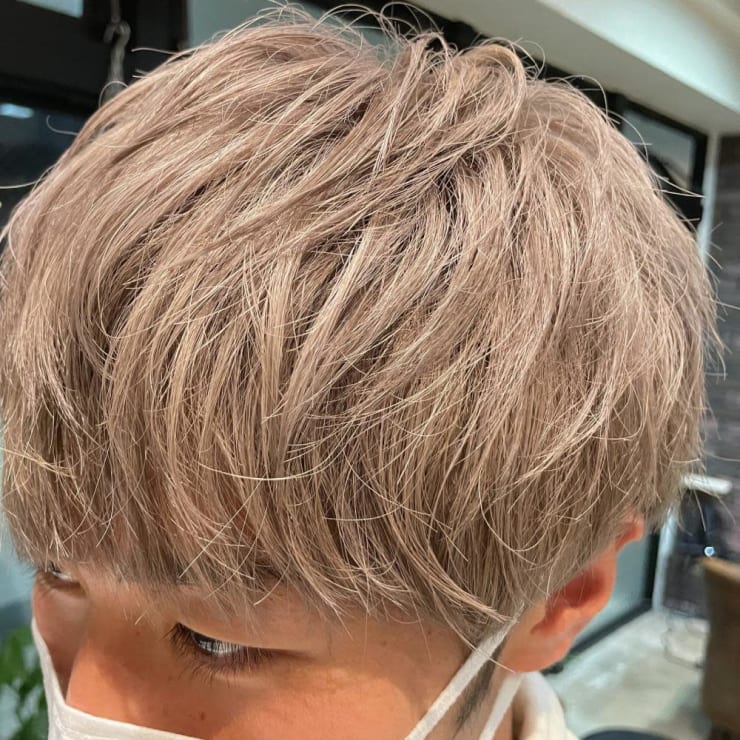 Chester ホワイトミルクティー Chester チェスター のヘアスタイル 美容院 美容室を予約するなら楽天ビューティ