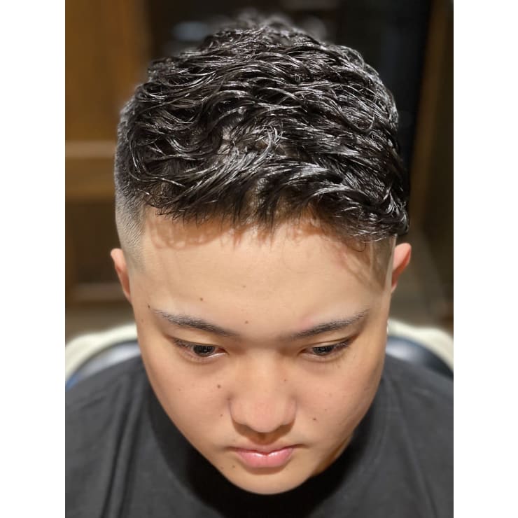 フェードアップバング 六本木 メンズカット 麻布 港区 Hiro Ginza 六本木店 ヒロギンザ ロッポンギテン のヘアスタイル 美容院 美容室を予約するなら楽天ビューティ
