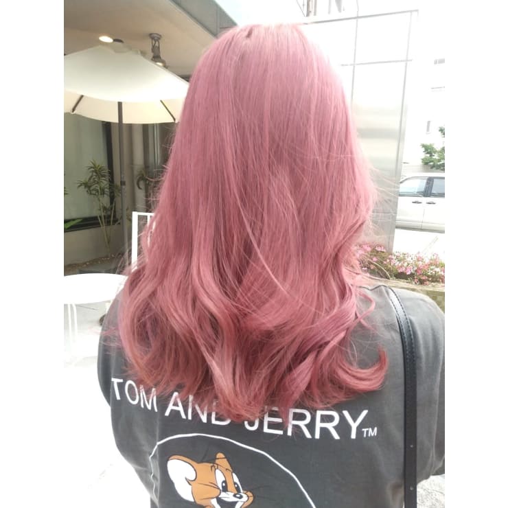 韓国風 トレンドのピンクカラー Hair Make O S ヘアーメイクオズ のヘアスタイル 美容院 美容室を予約するなら楽天ビューティ