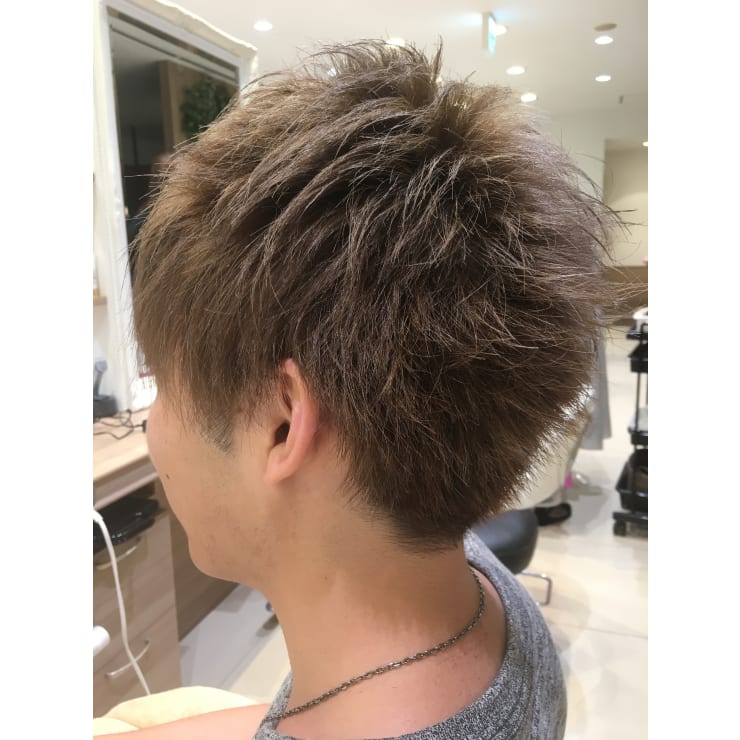 メンズグレージュカラー Ash 新子安店 アッシュ シンコヤステン のヘアスタイル 美容院 美容室を予約するなら楽天ビューティ