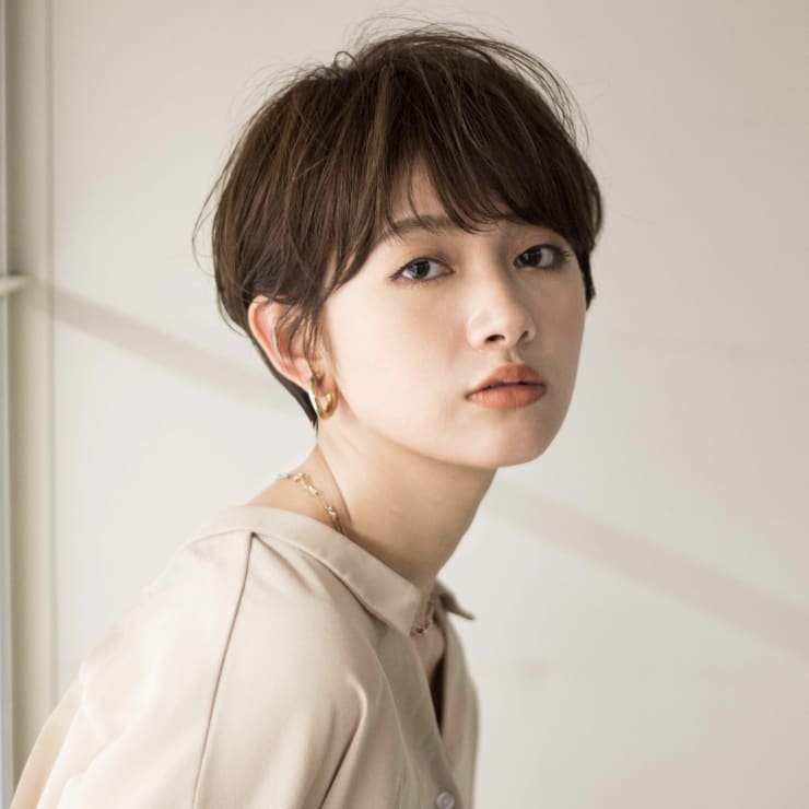 上品な大人女性に向けたショートヘアに似合うパーマスタイルをご提案致します Circus By Beautrium 青山 サーカスバイビュートリアム アオヤマ のこだわり特集 美容院 美容室を予約するなら楽天ビューティ