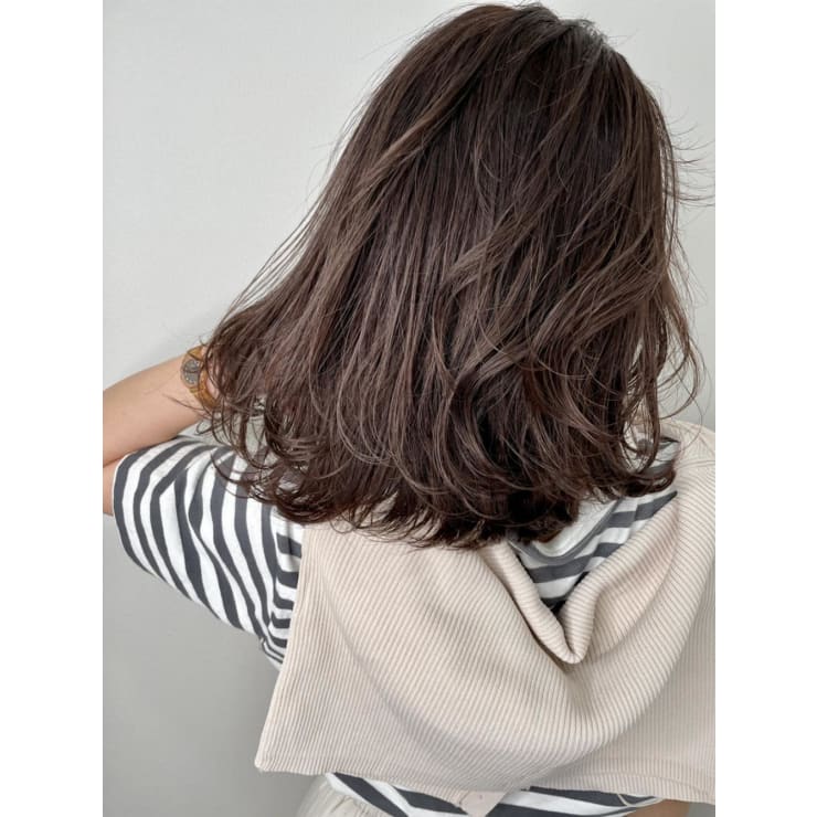 ラベンダーグレージュ イルミナカラー Flag Hair 西通り店 フラッグ ヘアー ニシドオリテン のヘアスタイル 美容院 美容室を予約するなら楽天ビューティ