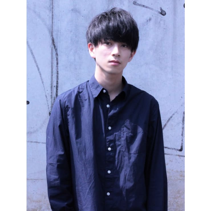 見た目重ためで実は軽いマッシュショート ガズルハラジュク Guzzle 原宿店 ガズル のヘアスタイル 美容院 美容室を予約するなら楽天ビューティ