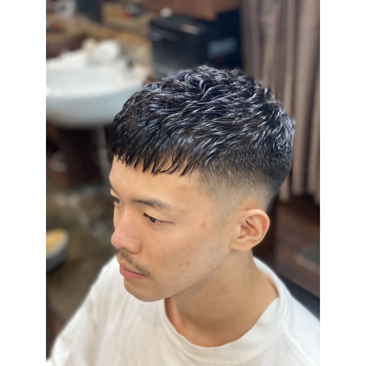 スキンフェードクロップスタイル ヒロ銀座ヘアーサロン 浜松町大門店 ヒロギンザ ハママツチョウダイモンテン のヘアスタイル 美容院 美容室を予約するなら楽天ビューティ