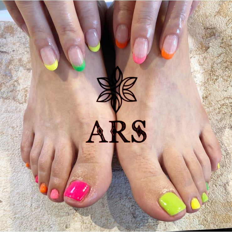 ハンドフットジェル Ars Beauty Salon アルス ビューティーサロン のネイルデザイン ネイル まつげサロンを予約するなら楽天ビューティ