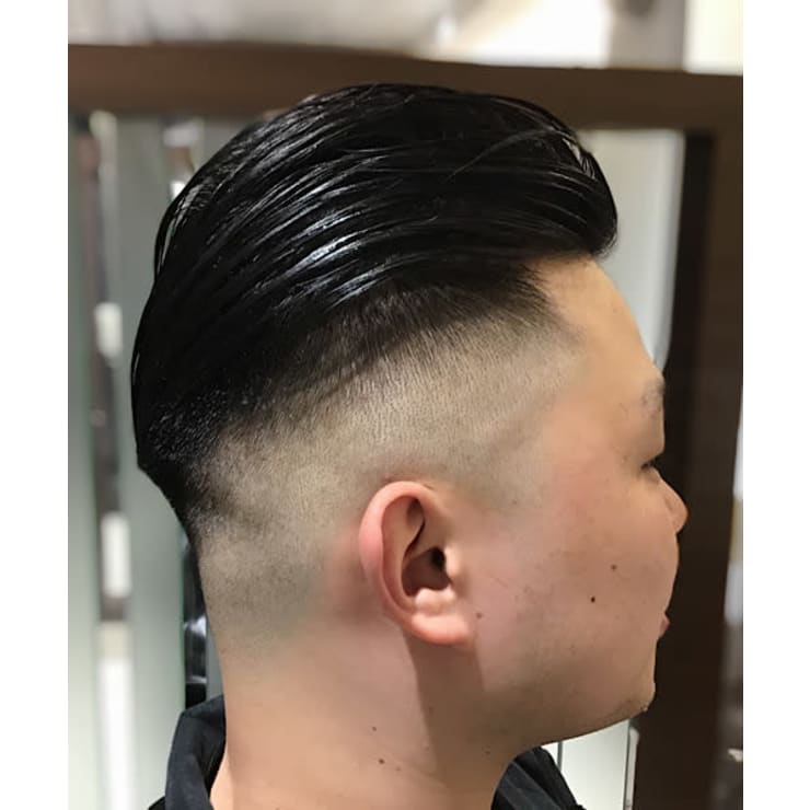 スリックバック オールバック スキンフェード ウェットヘア Nexus Za First Ginza ネクサスザファーストギンザテン のヘアスタイル 美容院 美容室を予約するなら楽天ビューティ