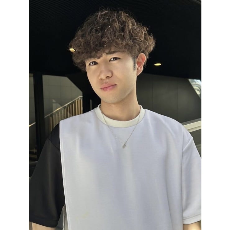 稲葉 心 Hair Make Noism Ekolu ヘアアンドメイク ノイズ エコル のスタッフ 美容院 美容室を予約するなら楽天ビューティ