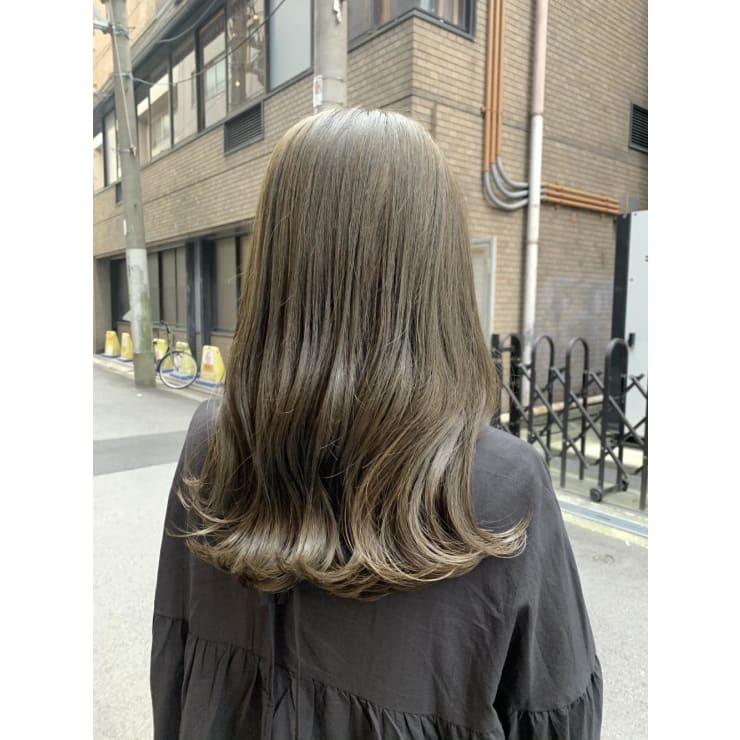 カーキベージュ ブリーチなし イルミナカラー Gif Hair 梅田茶屋町店 ギフヘアー のヘアスタイル 美容院 美容室を予約するなら楽天ビューティ カーキベージュ ブリーチなし イルミナカラー Gif Hair 梅田茶屋町店 ギフヘアー のヘアスタイル 美容院 美容室を予約するなら楽天ビューティ