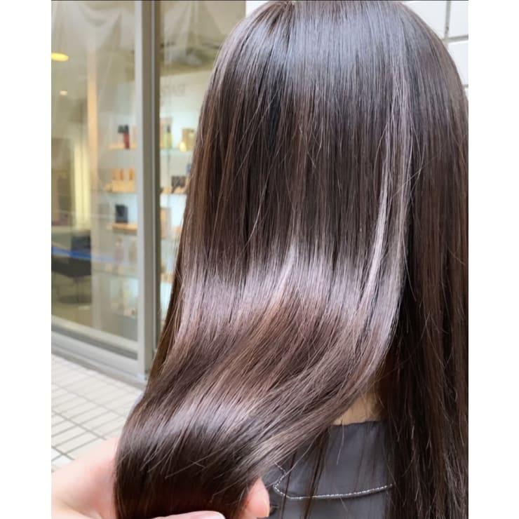 髪質改善トリートメントで艶やかなさら艶髪に Laulea 表参道 ラウレアオモテサンドウ のヘアスタイル 美容院 美容室を予約するなら楽天ビューティ