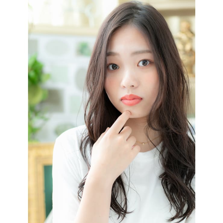 黒髪バレイヤージュくせ毛風カールラフロング レイヤーロング Cover Hair Bliss 上尾西口店 髪質改善 縮毛矯正 ヘッドスパ カバーヘアブリス アゲオニシグチテン のヘアスタイル 美容院 美容室を予約するなら楽天ビューティ