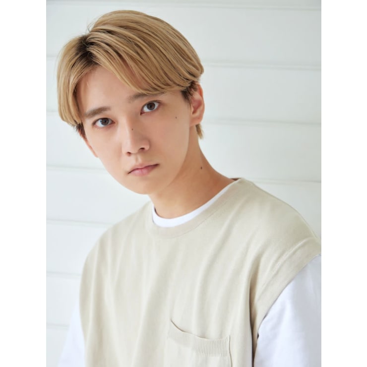 センターパートスリークショート Little 大宮 リトルオオミヤ のヘアスタイル 美容院 美容室を予約するなら楽天ビューティ センターパートスリークショート Little 大宮 リトルオオミヤ のヘアスタイル 美容院 美容室を予約するなら楽天ビューティ