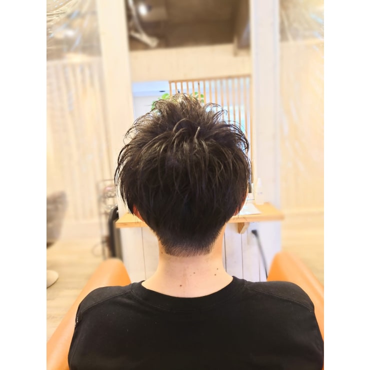 耳出しメンズツーブロックマッシュ 亀戸 1 Unplus Lien アンプリュスリアン のヘアスタイル 美容院 美容室を予約するなら楽天ビューティ