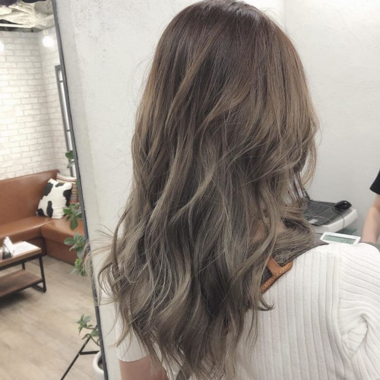 グラデーションカラー代 30代 Prize Iris 池袋東口店 プライズアイリス イケブクロヒガシグチテン のヘアスタイル 美容院 美容室を予約するなら楽天ビューティ