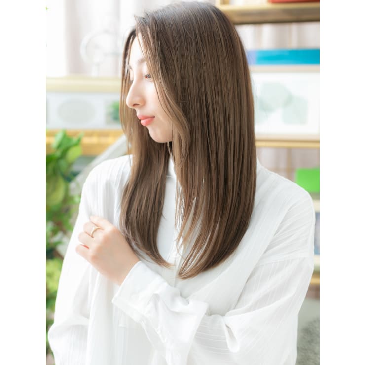 かきあげ前髪抜け感ヘア 小顔流れるレイヤー ノームコア Cover Hair Spa Bliss 浦和西口店 髪質改善 縮毛矯正 ヘッドスパ カバーヘア アンド スパブリス ウラワニシグチテン のヘアスタイル 美容院 美容室を予約するなら楽天ビューティ