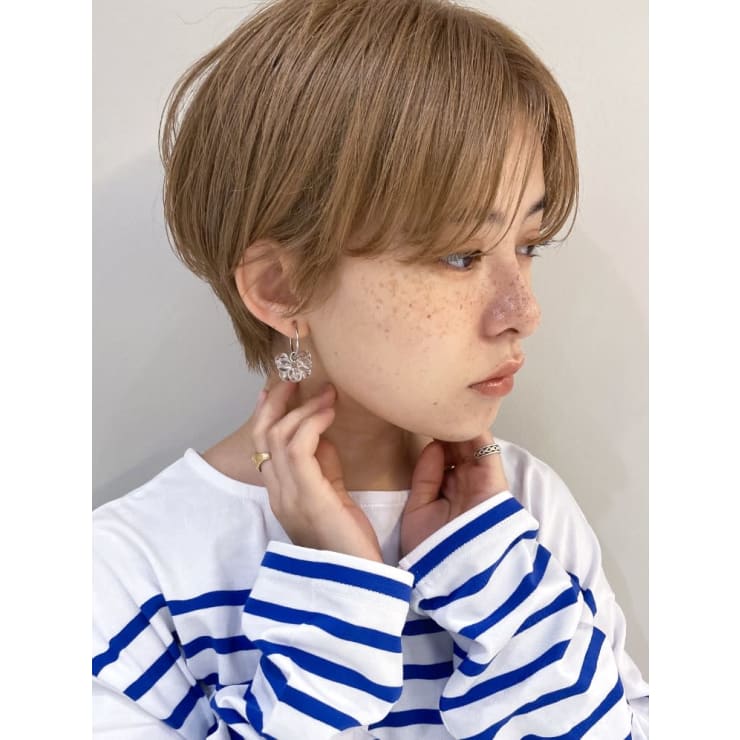 マッシュショート 前髪長めショート 丸み ショートカット Circus By Beautrium 青山 サーカスバイビュートリアム アオヤマ のヘアスタイル 美容院 美容室を予約するなら楽天ビューティ マッシュショート 前髪長めショート 丸み ショートカット Circus By Beautrium 青山 サーカスバイビュートリアム アオヤマ のヘアスタイル 美容院 美容室を予約するなら楽天ビューティ