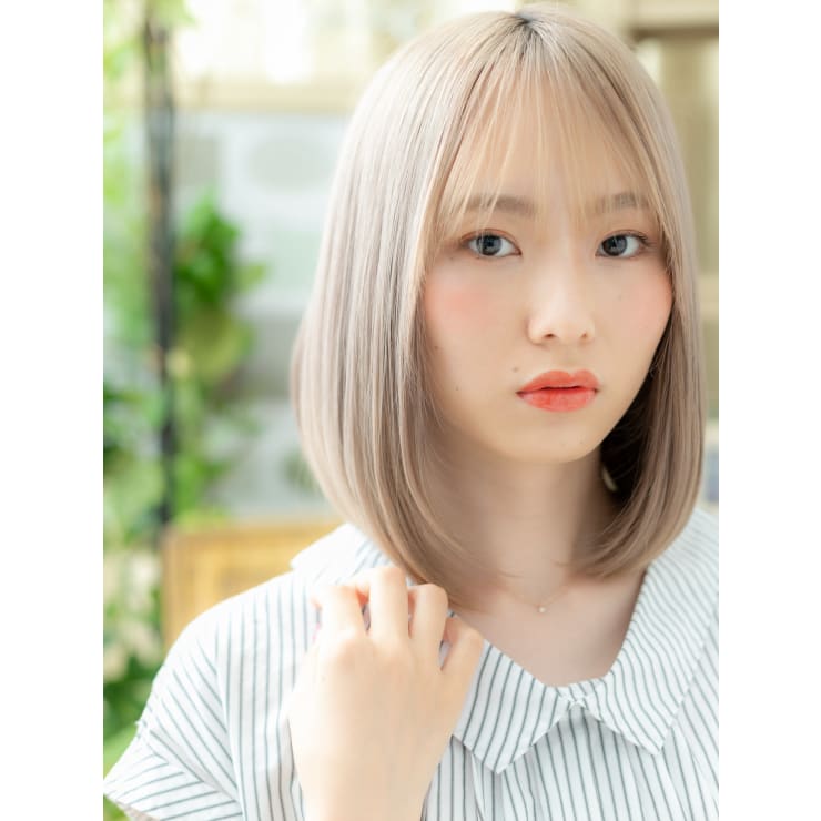 韓国風大人ハイライト小顔透けバングうる艶髪 ホワイティアッシ Cover Hair Bliss 大宮西口店 カバーヘアブリス オオミヤニシグチテン のヘアスタイル 美容院 美容室を予約するなら楽天ビューティ