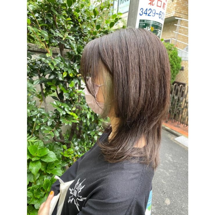 Reir下北沢 イヤリングカラー ペールグリーン Reir 下北沢 レイール シモキタザワ のヘアスタイル 美容院 美容 室を予約するなら楽天ビューティ