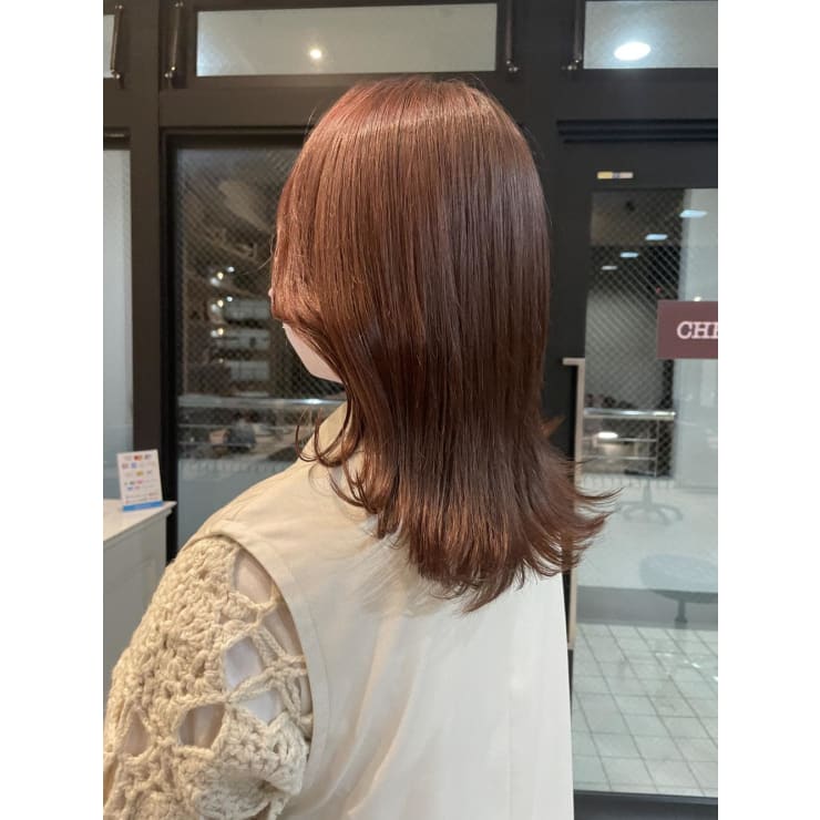 Chester ピンクベージュ ブリーチなしカラー Chester チェスター のヘアスタイル 美容院 美容室を予約するなら楽天ビューティ