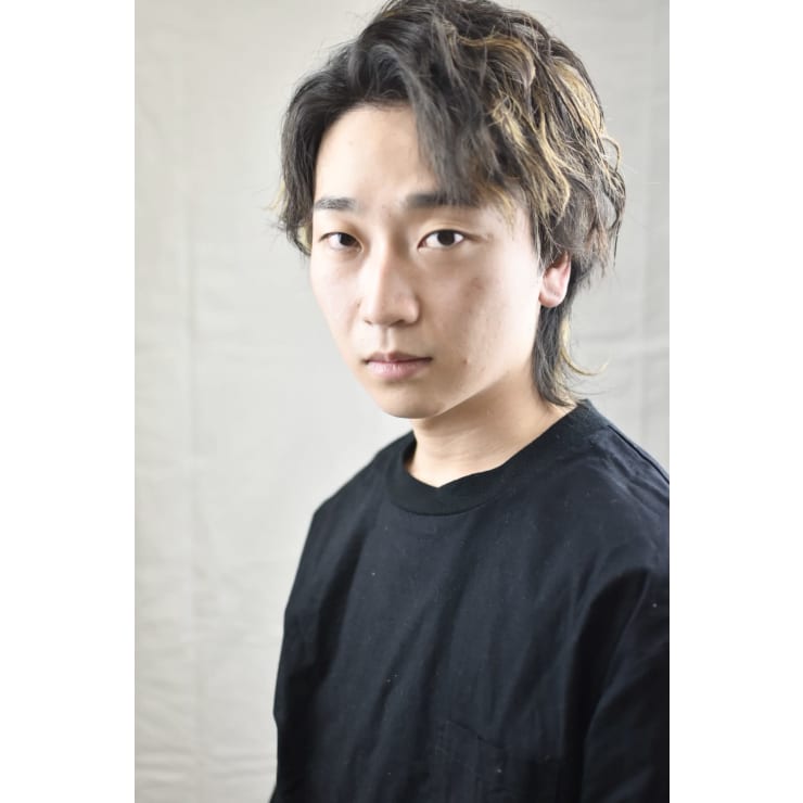 金メッシュ マッシュウルフ ソフトツイストパーマ メンズヘアサロン Les Garcons 仙台店 メンズヘアサロン レ ギャルソン センダイテン のヘアスタイル 美容院 美容室を予約するなら楽天ビューティ