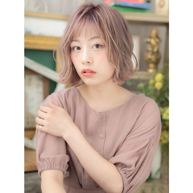 オン眉透けバング韓国風小顔インナーカラー なみなみウェーブ Cover Hair Spa Bliss 浦和西口店 カバーヘア アンド スパブリス ウラワニシグチテン のヘアスタイル 美容院 美容室を予約するなら楽天ビューティ