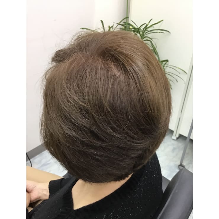 ショートグラデーションカット イチゴカラー カット Hair Studio 107 ヘアスタジオイチマルナナ のヘアスタイル 美容院 美容室を予約するなら楽天ビューティ