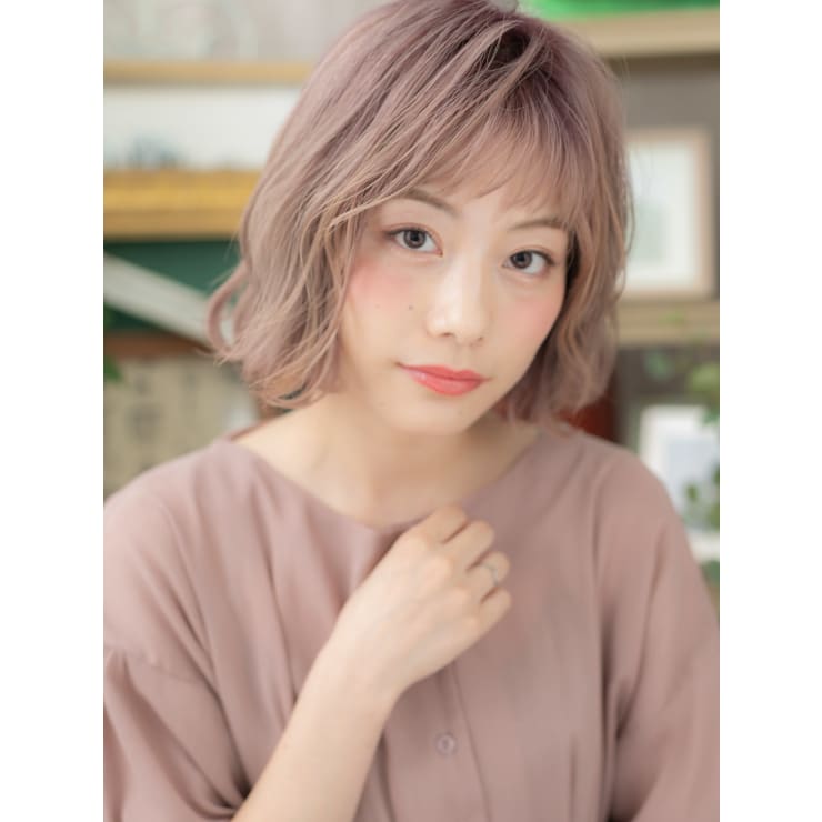 オン眉透けバング韓国風小顔インナーカラー 透けバング Cover Hair Bliss 川口東口駅前店 カバーヘアブリス カワグチヒガシグチエキマエテン のヘアスタイル 美容院 美容室を予約するなら楽天ビューティ