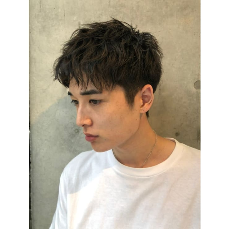 ショートレイヤー 無造作パーマ ビジネスヘア Men S Hair Tokyo 表参道 メンズヘア トーキョー オモテサンドウ のヘアスタイル 美容院 美容室を予約するなら楽天ビューティ ショートレイヤー 無造作パーマ ビジネスヘア Men S Hair Tokyo 表参道 メンズヘア トーキョー オモテサンドウ のヘアスタイル 美容院 美容室を予約するなら楽天ビューティ