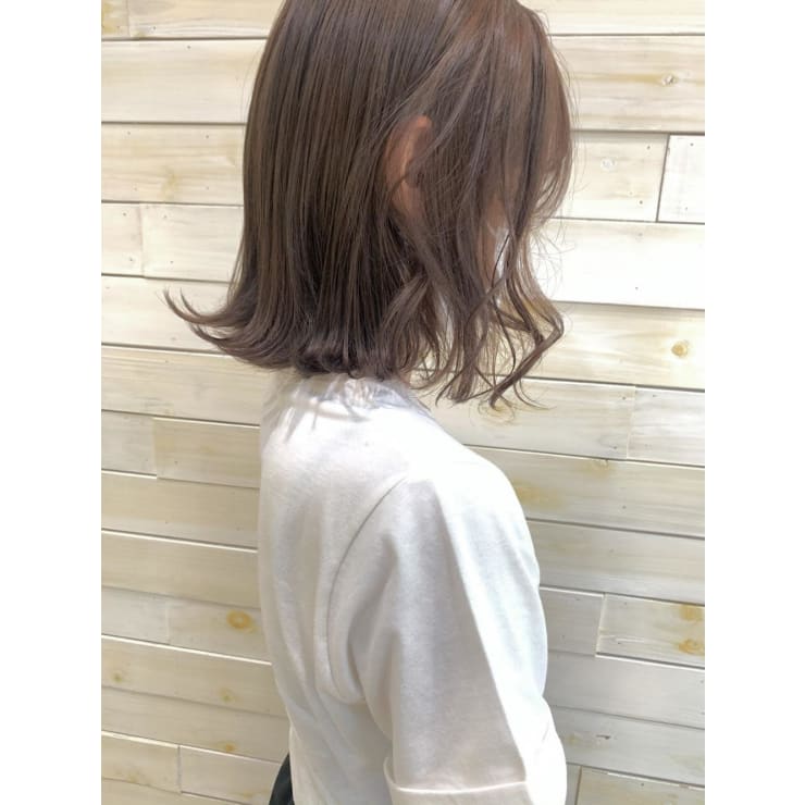 ブリーチなしダブルカラー 透けるベージュカラー Luck 辻堂 ラックツジドウ のヘアスタイル 美容院 美容室を予約するなら楽天ビューティ