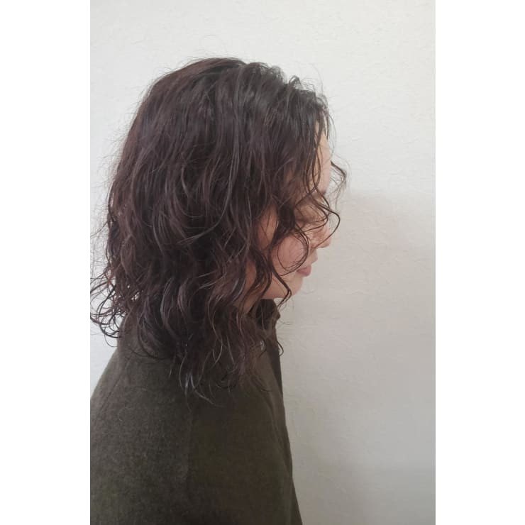 外国人風クルクルパーマ Alpina 上小塙店 アルピナ のヘアスタイル 美容院 美容室を予約するなら楽天ビューティ