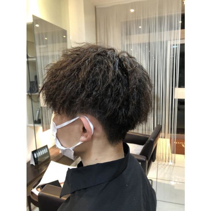 簡単かっこいいツイストパーマ 髪質改善 予防美髪専門店 Stilla Smooth カミシツカイゼンヨボウビハツセンモンテン スティラスムース のヘアスタイル 美容院 美容室を予約するなら楽天ビューティ