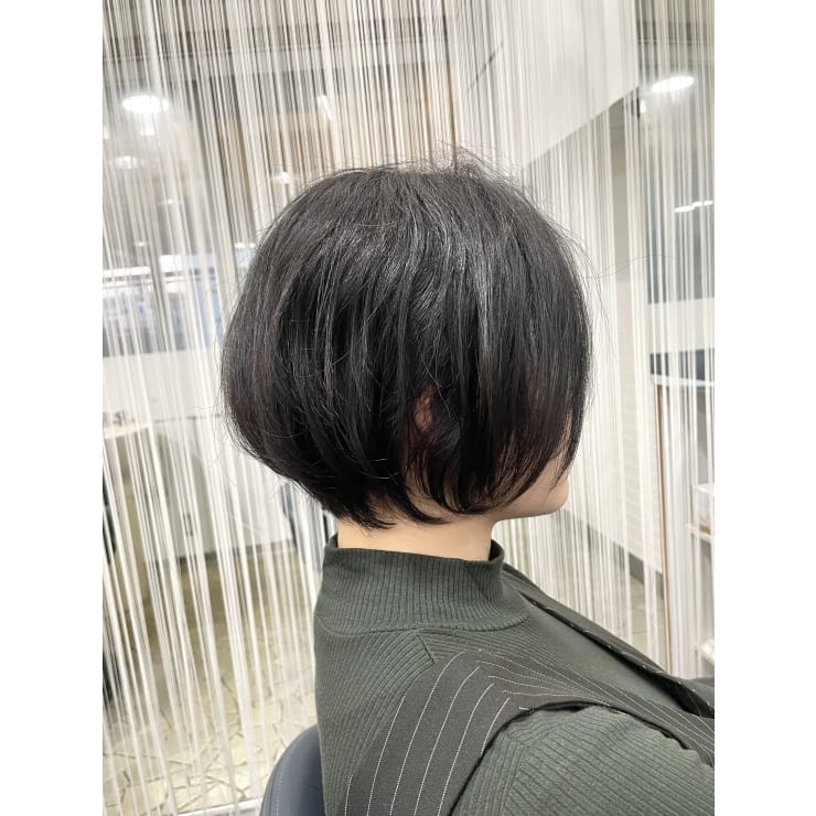 ロングからショートボブへ Peak Of Hair ピークオブヘア のヘアスタイル 美容院 美容室を予約するなら楽天ビューティ ロングからショートボブへ Peak Of Hair ピークオブヘア のヘアスタイル 美容院 美容室を予約するなら楽天ビューティ