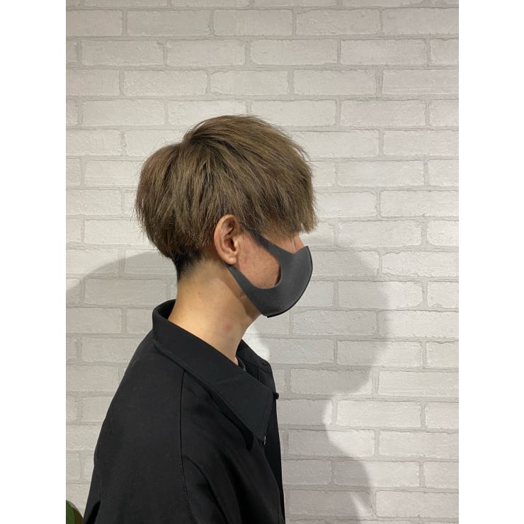 刈り上げ ツーブロック ベージュ ミルクティー マッシュ Vis Ill 秋葉原店 ビス イル アキハバラテン のヘアスタイル 美容院 美容室を予約するなら楽天ビューティ