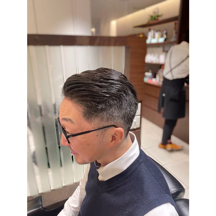 オールバック バーバースタイル 七三分け 銀座 理容室 Nexus Za First Ginza ネクサスザファーストギンザテン のヘアスタイル 美容院 美容室を予約するなら楽天ビューティ