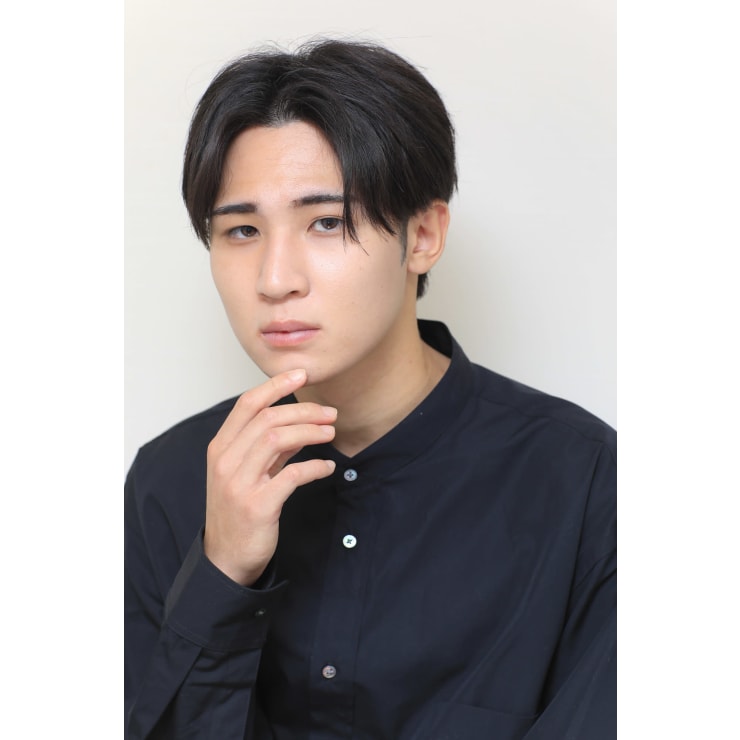 ナチュラルマッシュセンターパート Men S Will By Svenson 名古屋スタジオ メンズウィル バイ スヴェンソン のヘアスタイル 美容院 美容室を予約するなら楽天ビューティ