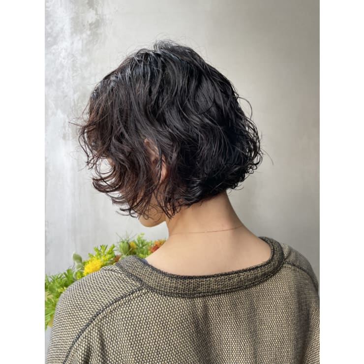 ボブウルフパーマ Anti Ours アンティウルス のヘアスタイル 美容院 美容室を予約するなら楽天ビューティ