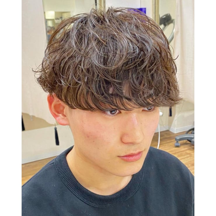 横浜メンズパーマ波巻きパーママッシュ波巻きスパイラル ｃｒｅａ能見台 クレアノウケンダイ のヘアスタイル 美容院 美容室 を予約するなら楽天ビューティ