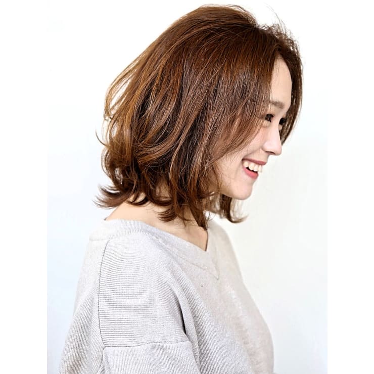 ミセスのくびれが美しいアンニュイミディアム Hair Make Flencia ヘアメイクフレンシア のヘアスタイル 美容院 美容室を予約するなら楽天ビューティ