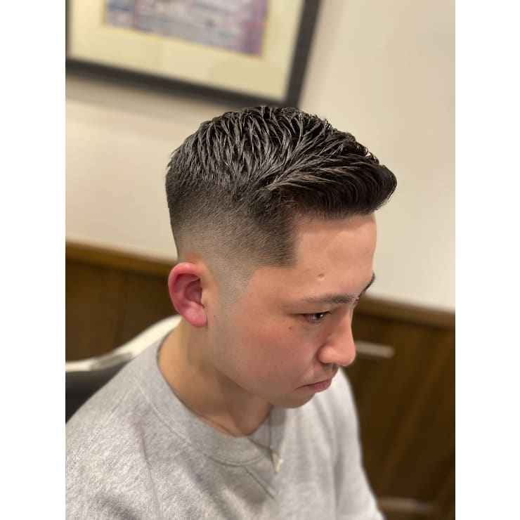 スキンフェード 王道ベリーショート バーバースタイル 床屋 Hiro Ginza Barbershop 飯田橋神楽坂店 ヒロギンザバーバーショップ イイダバシカグラザカテン のヘアスタイル 美容院 美容室を予約するなら楽天ビューティ