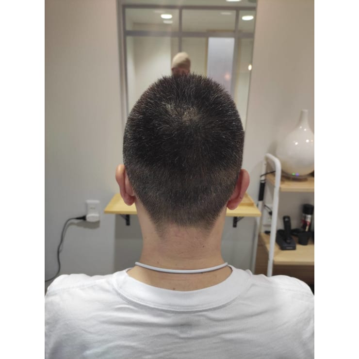 メンズ歓迎 Men S カット 眉カット トレンド感あふれるスタイルへ仕上げます 綱島 Clover ツナシマ クローバー のこだわり特集 美容院 美容室を予約するなら楽天ビューティ