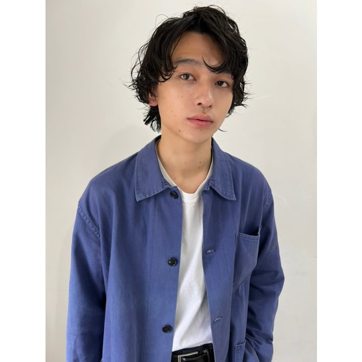 Garland 表参道 メンズミディアムパーマ Garland ガーランド のヘアスタイル 美容院 美容室を予約するなら楽天ビューティ