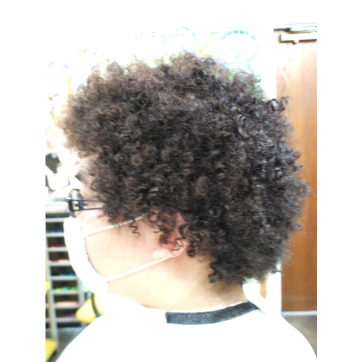 アフロパーマ アシッド ハウス アシッドハウス のヘアスタイル 美容院 美容室を予約するなら楽天ビューティ