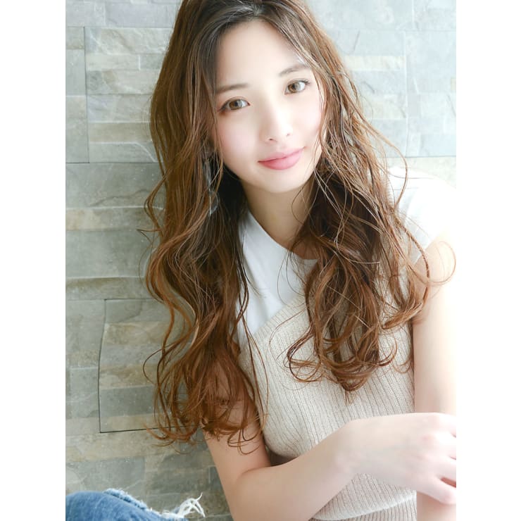代30代40代雰囲気を変えたい ふんわりかきあげロング La Bless なんばスカイオ 髪質改善 ヘッドスパ 美髪 南海難波駅直結 ラブレス のヘアスタイル 美容院 美容室を予約するなら楽天ビューティ