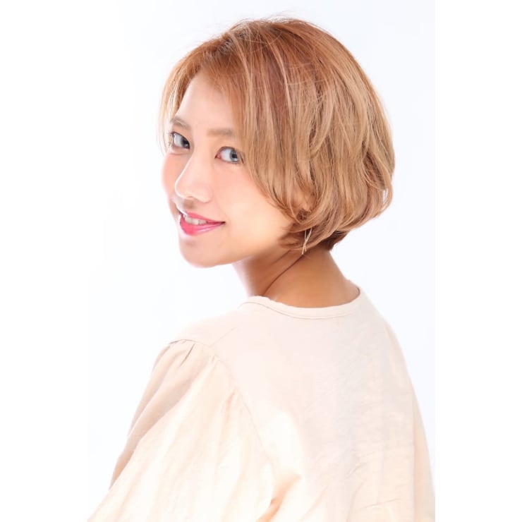 大人可愛い代30代40代黒髪前下がりショートボブ丸み Noah Rance 池袋 ノアランス イケブクロ のヘアスタイル 美容院 美容室を予約するなら楽天ビューティ