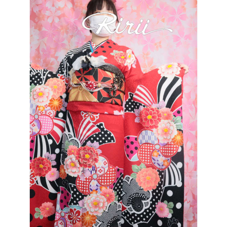 成人式ディズニーのお着物編みおろしヘアスタイル リリー美容室 リリービヨウシツ のヘアスタイル 美容院 美容室を予約するなら楽天ビューティ