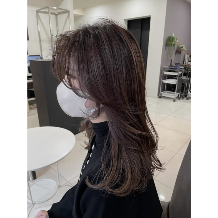 インナーカラー☆レイヤースタイル☆透明感カラー | Flag Hair 西通り店(フラッグ ヘアー ニシドオリテン)のヘアスタイル |  美容院・美容室を予約するなら楽天ビューティ